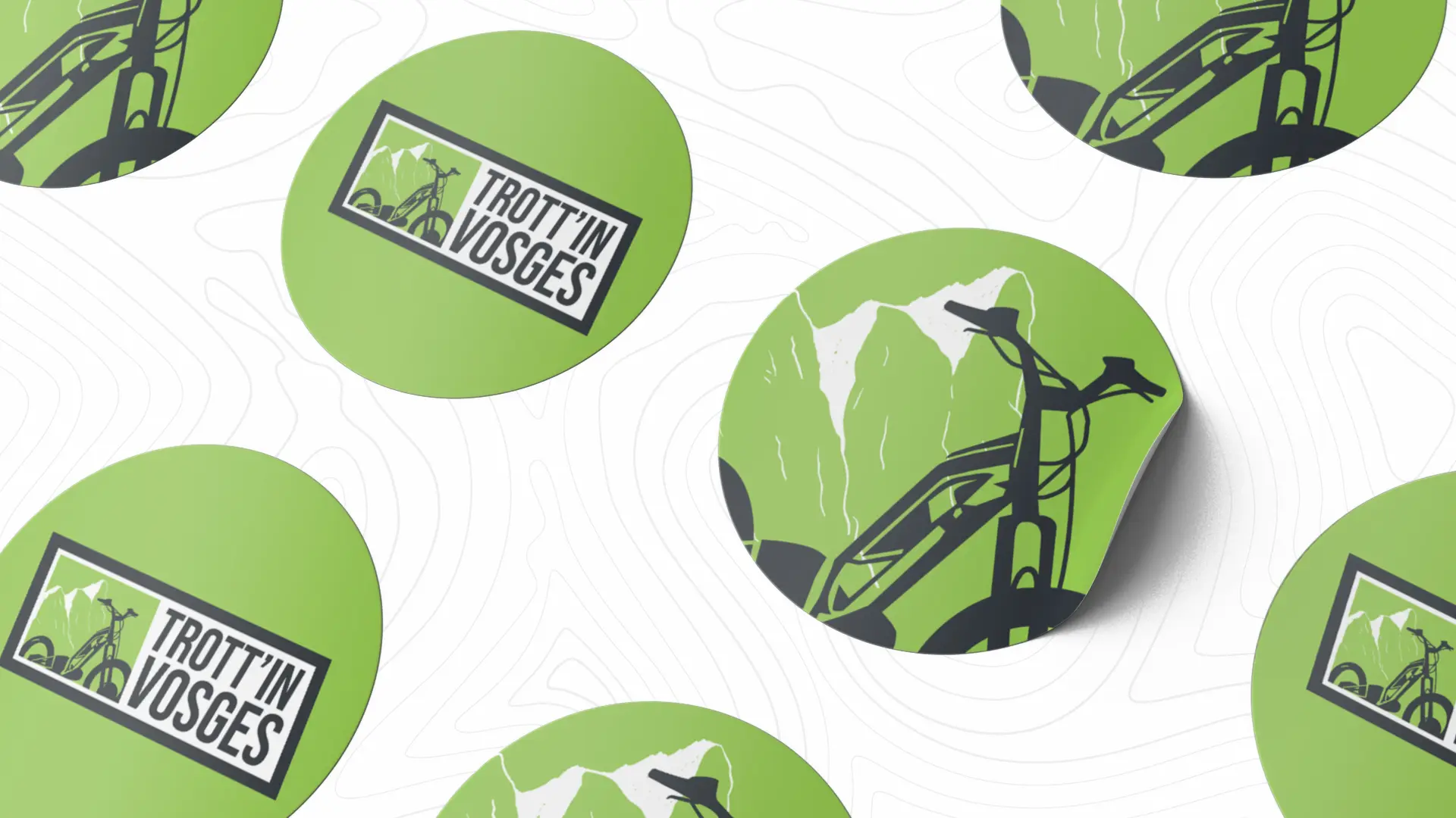 Réalisation de stickers pour l'entreprise Trott'in Vosges, location de trottinettes par Novakom, votre agence de communication à Nancy et Pompey