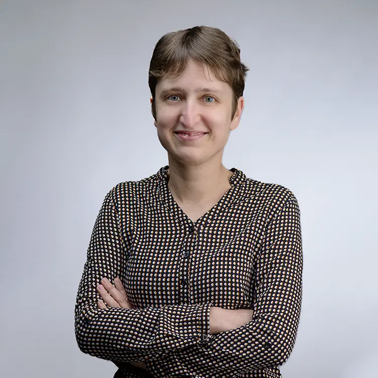Viviane Lakomski, alias la fourmi du web, la rédactrice web de Novakom, votre agence de communication en Lorraine et dans les Vosges.